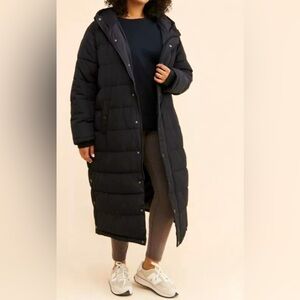 Universal Standard + Free People Everest Long Puffer Jacket. Size L